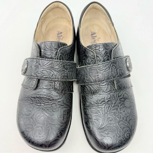 Alegria JOLEEN Black Tooled Floral Leather Slip On Adjustable Strap Support Clog - Picture 6 of 16